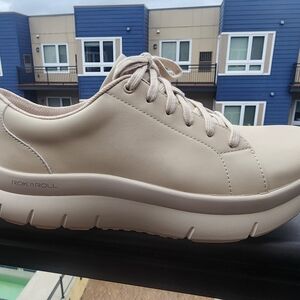 Alegria Women's Beige Sneakers